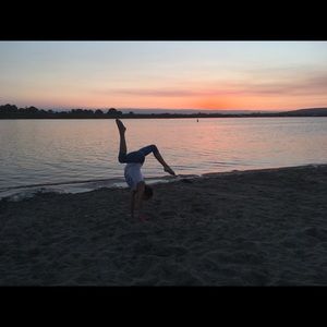 Meet your Posher, Kendra